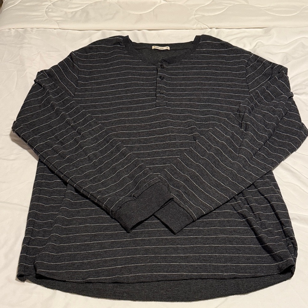 Marine Layer Dark Gray Striped Long Sleeve Tee